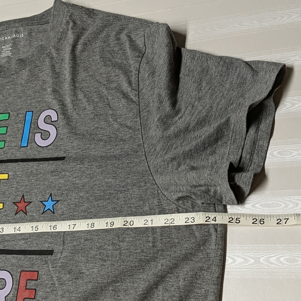 Pair of American Eagle LOVE T-shirts XXL - Picture 6 of 7